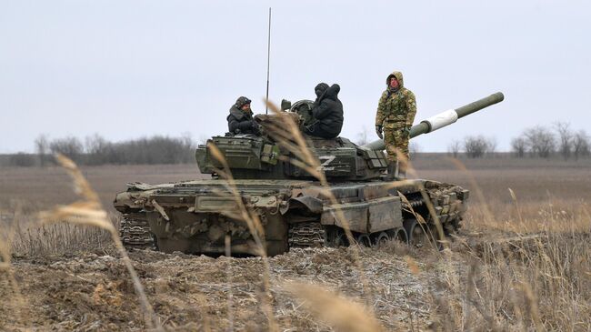 Танк Т-72 вооруженных сил РФ в зоне СВО