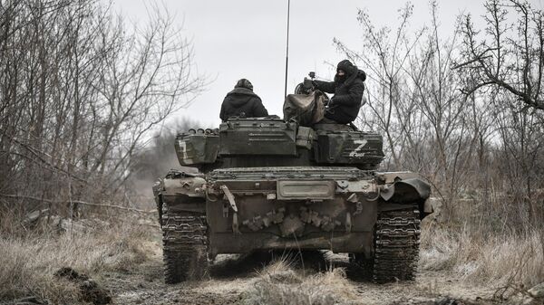 Танк Т-72 вооруженных сил РФ в зоне спецоперации