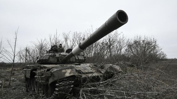 Боевое дежурство танка Т-72 Вооруженных сил в зоне СВО