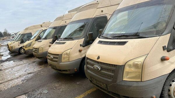 Бронированные автомобили, доставленные спецотрядом Царские волки в Ростов-на-Дону, для передачи воинским подразделениям защитников Донбасса