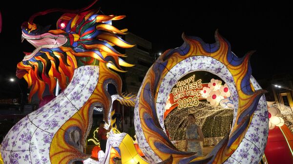 Украшение к китайскому Новому году по Лунному календарю в Бангкоке, Таиланд