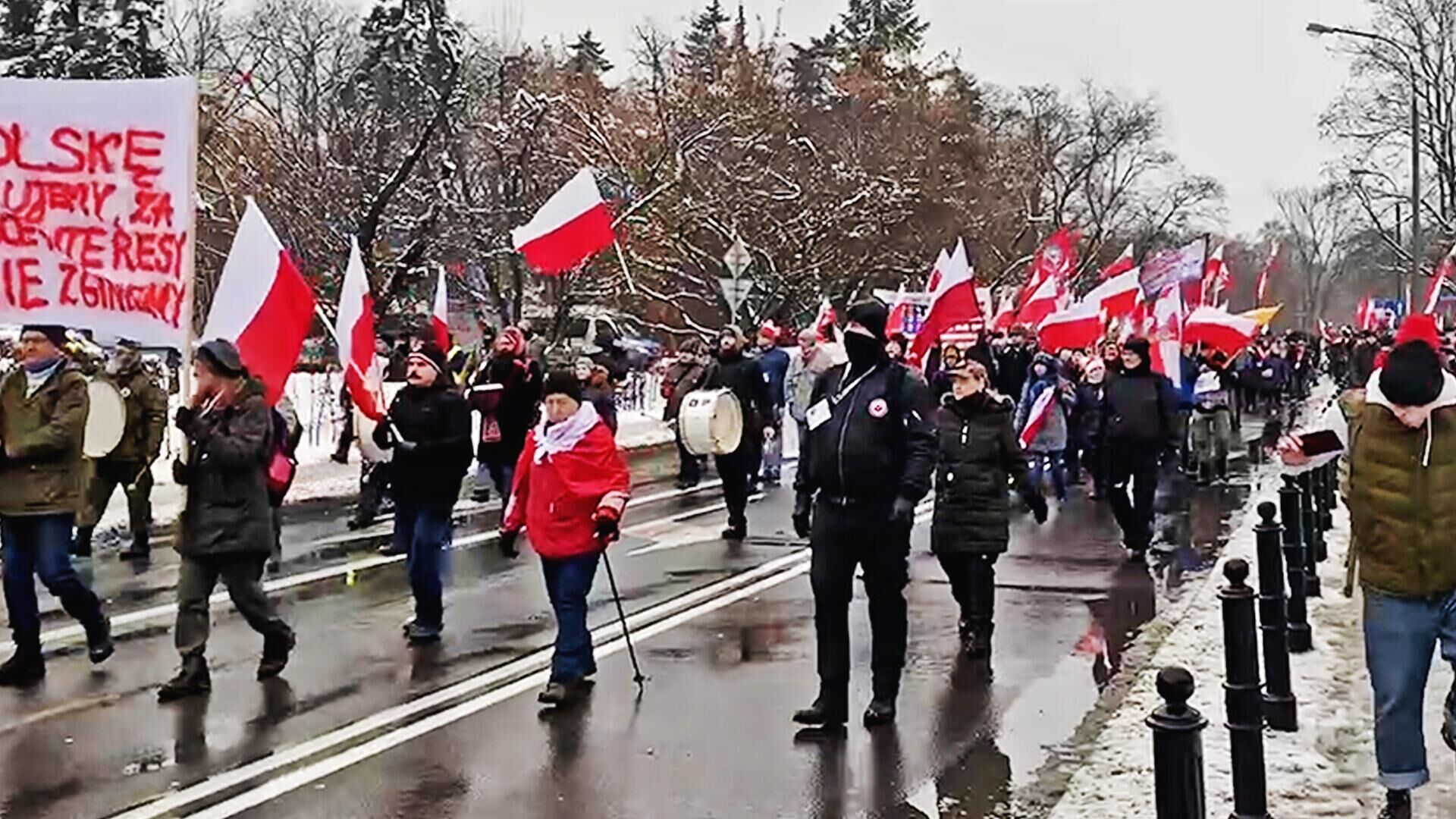 Польша выбирает мир!: митинг в Варшаве против вооруженной поддержки Украины - РИА Новости, 1920, 21.01.2023