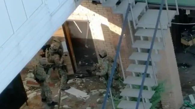 Оружие, форма ВСУ и боеприпасы: в Энергодаре обнаружили крупный схрон
