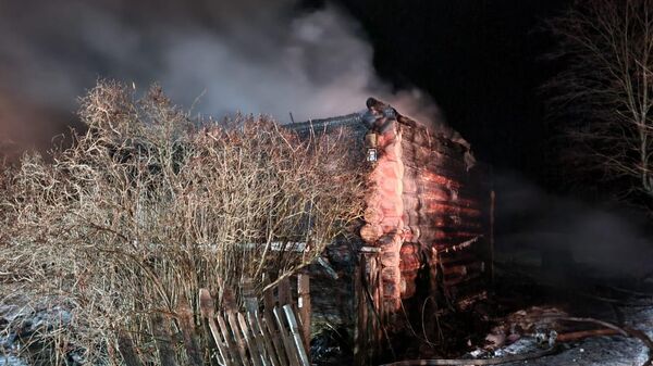 Пожар в доме, расположенном в поселке Брусово Удомельского городского округа Тверской области