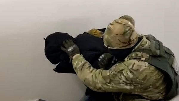 Кадры задержания агента спецслужб Украины, который планировал теракт против полицейских