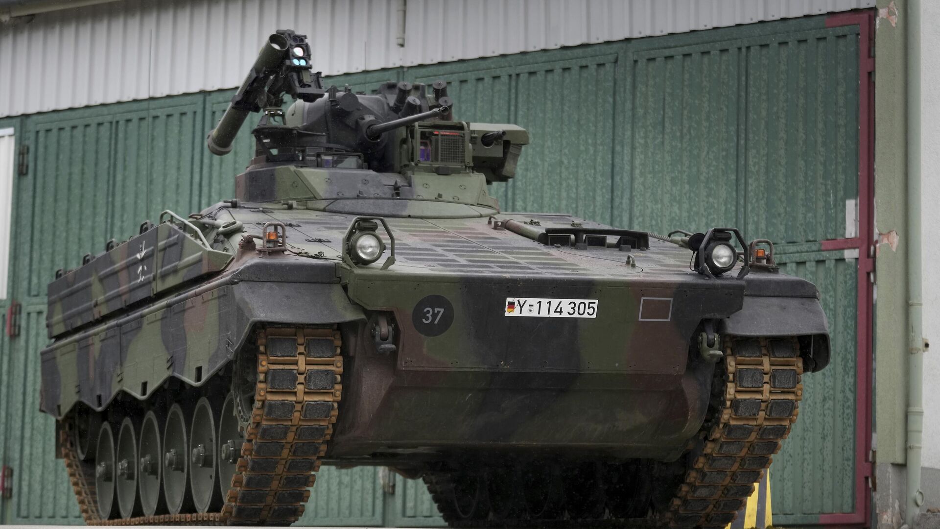 Немецкий бронетранспортер Marder. Архивное фото - РИА Новости, 1920, 08.08.2024