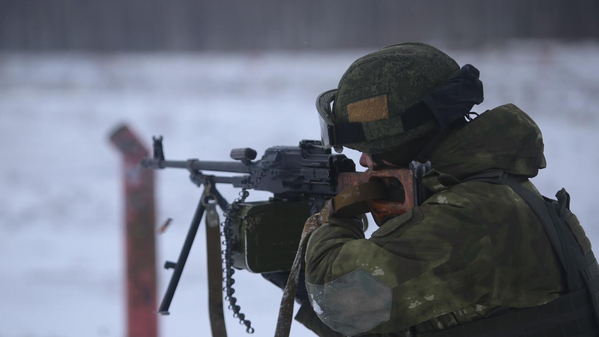 Белорусский военнослужащий во время учений - РИА Новости, 1920, 05.02.2023