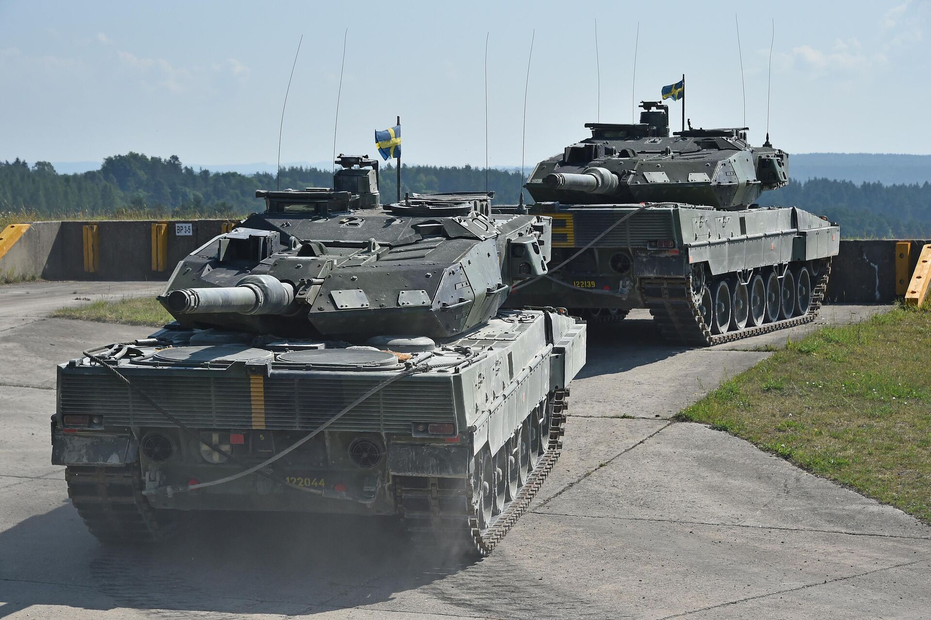 Шведский основной боевой танк Stridsvagn 122, представляющий собой лицензированный немецкий танк Леопард 2А5 - РИА Новости, 1920, 18.09.2024