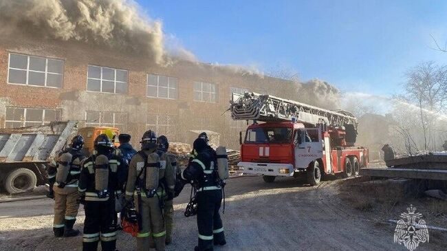 Пожар в мебельном цехе в Ставрополе