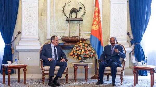 Министр иностранных дел РФ Сергей Лавров и президент Эритреи Исайяс Афеворки во время встречи
