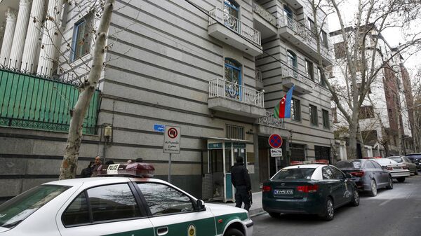 Полиция возле посольства Азербайджана в Тегеране