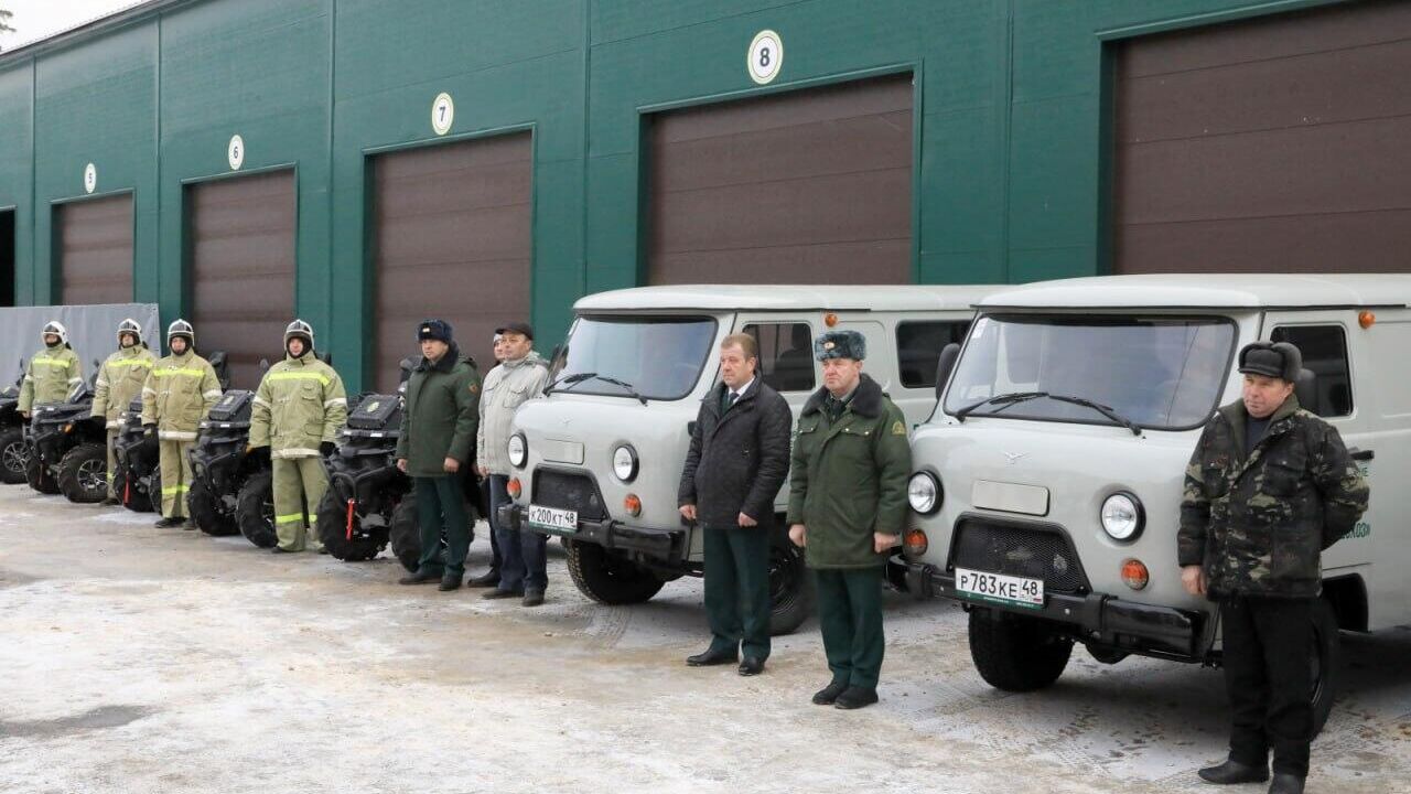 Липецкие лесные пожарные получили двенадцать единиц новой техники - РИА Новости, 1920, 27.01.2023