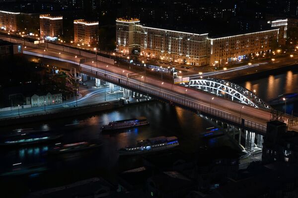 Вид на третье транспортное кольце в Москве