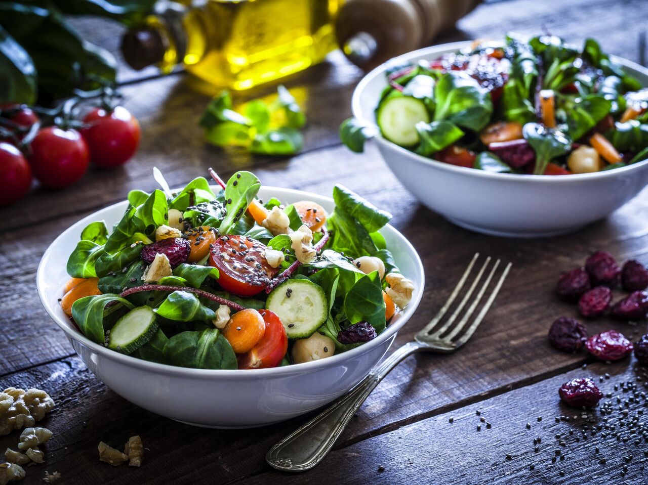 Больше зелени! Простые рецепты самых вкусных овощных салатов - РИА Новости,  08.05.2024