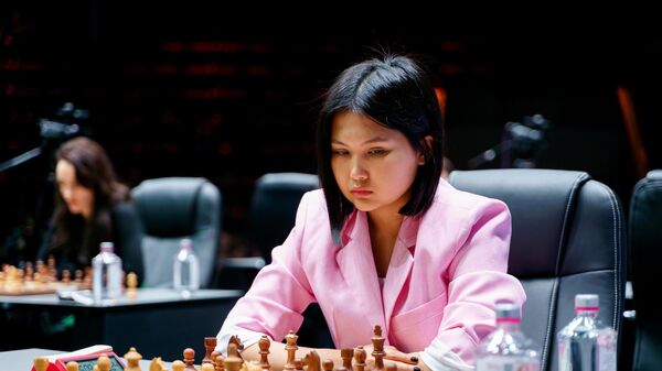 Казахстанская шахматистка Бибисара Асаубаева