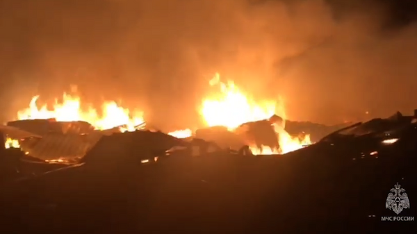 Пожар в строительных вагончиках в Севастополе