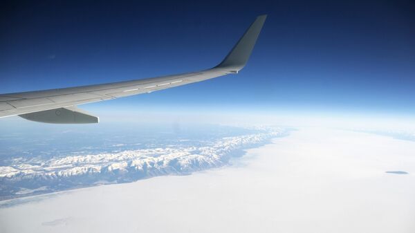 Вид на озеро Байкал с самолета