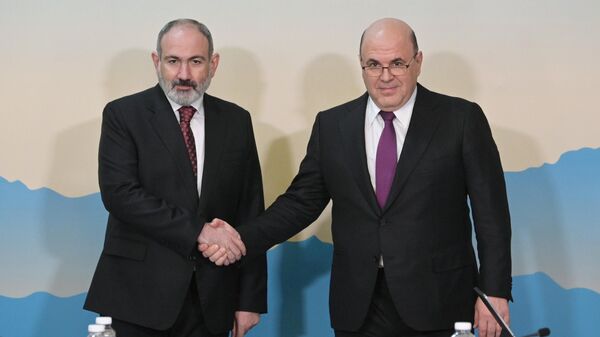 Председатель правительства РФ Михаил Мишустин и премьер-министр Армении Никол Пашинян