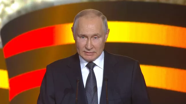 Путин: Невероятно, но факт. Нам снова угрожают немецкими танками Leopard