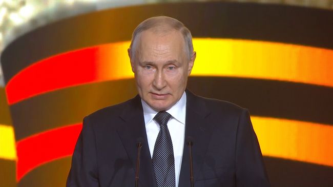 Путин: Невероятно, но факт. Нам снова угрожают немецкими танками Leopard