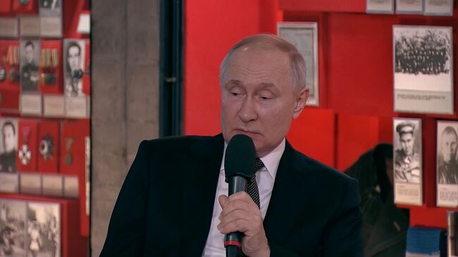 Путин о продаже Украиной плодородной земли и леса