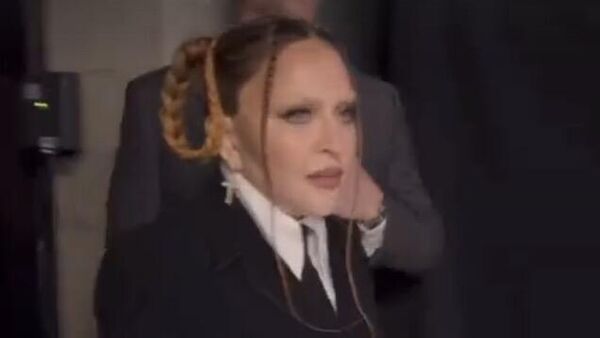 Мадонна на церемонии Грэмми. Кадр из видео Филиппа Киркорова