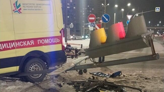 ДТП с участием автомобиля скорой помощи в городе Набережные Челны, Татарстан