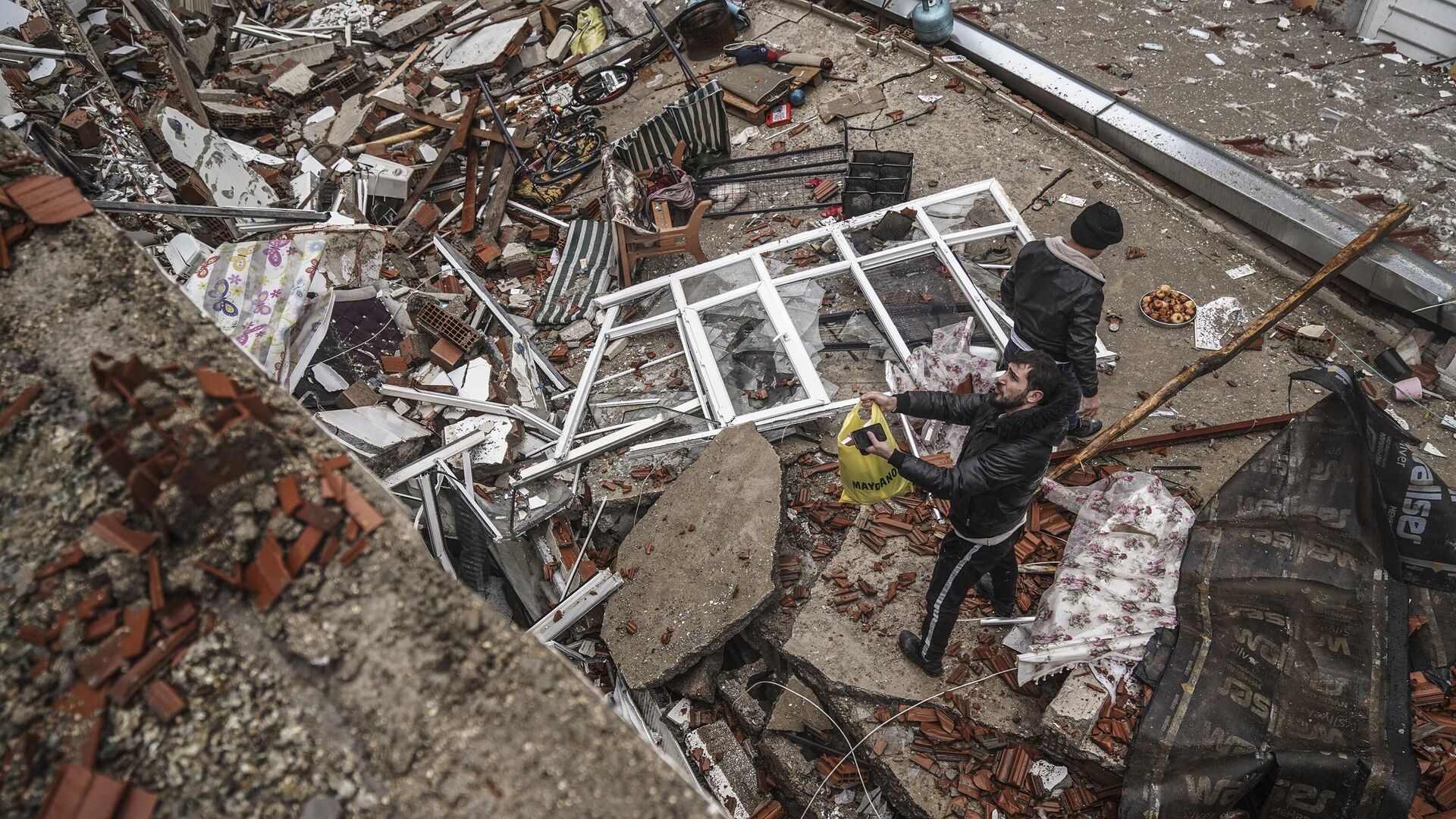 Разбор завалов после землетрясения в Газиантепе, Турция - РИА Новости, 1920, 07.02.2023