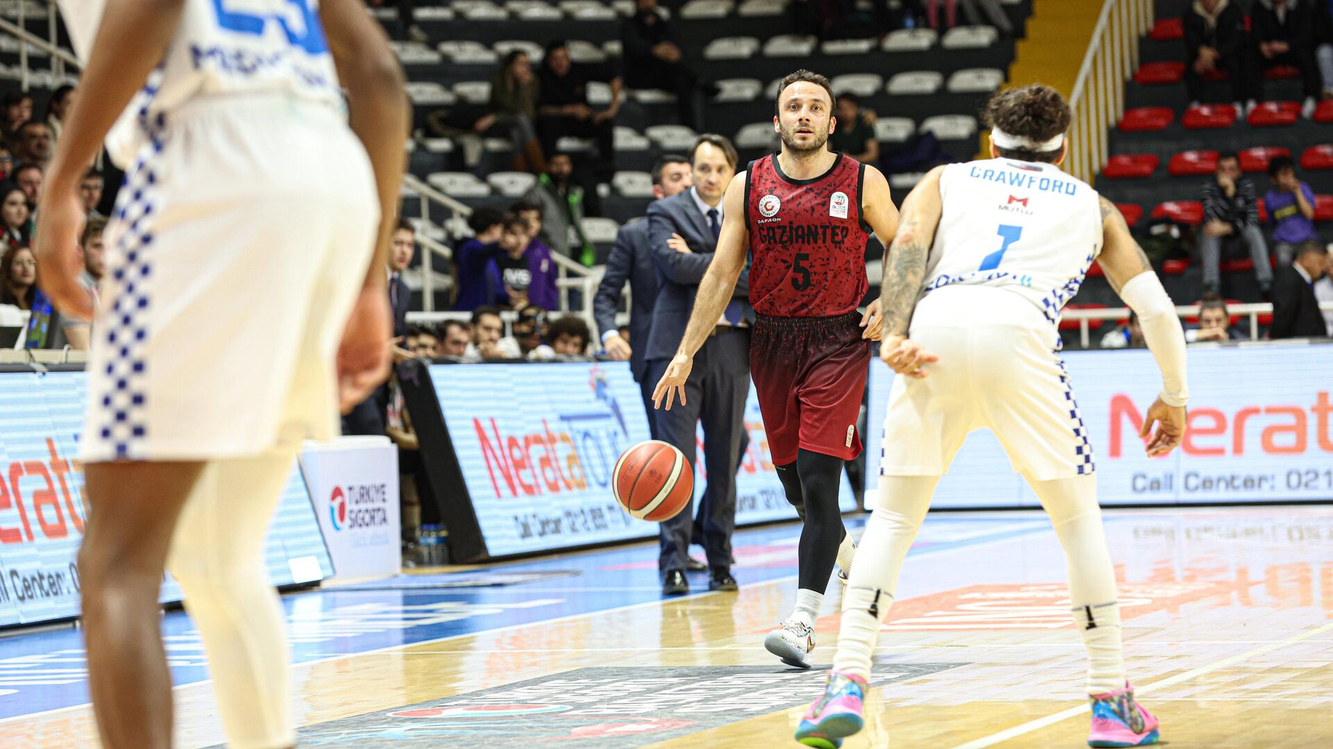 Баскетболист турецкого клуба Газиантеп - РИА Новости, 1920, 07.02.2023