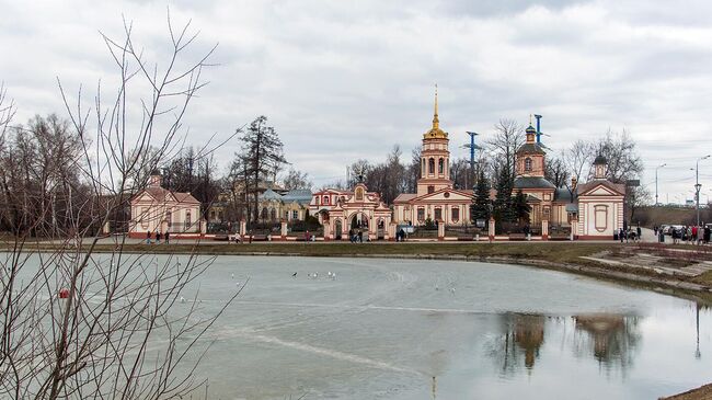 Лианозовский пруд на северо-востоке Москвы