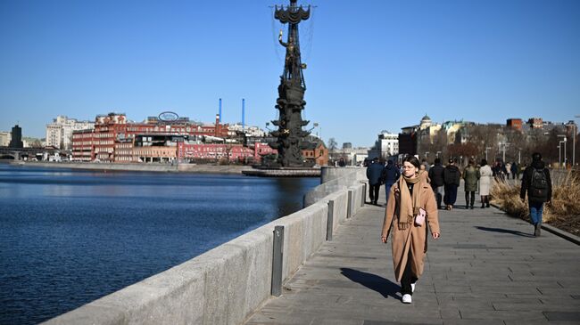 Теплая погода в Москве