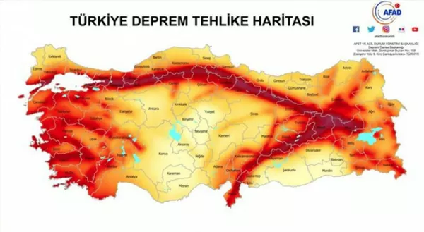 Карта сейсмической опасности Турции. Красным цветом показаны наиболее опасные сейсмические зоны