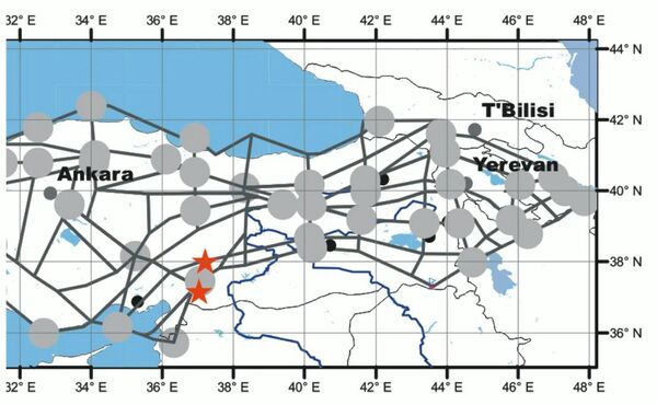 Узлы пересечения морфоструктурных линеаментов Узлы пересечения морфоструктурных линеаментов
