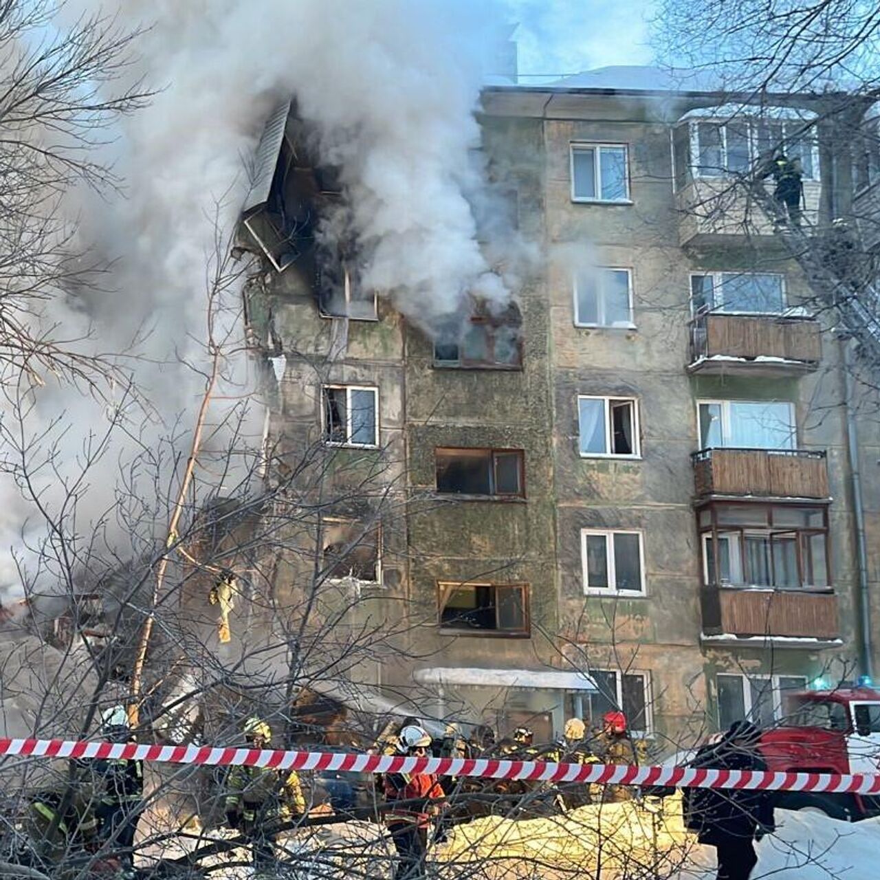 Момент взрыва в пятиэтажке в Новосибирске попал на видео - РИА Новости,  09.02.2023