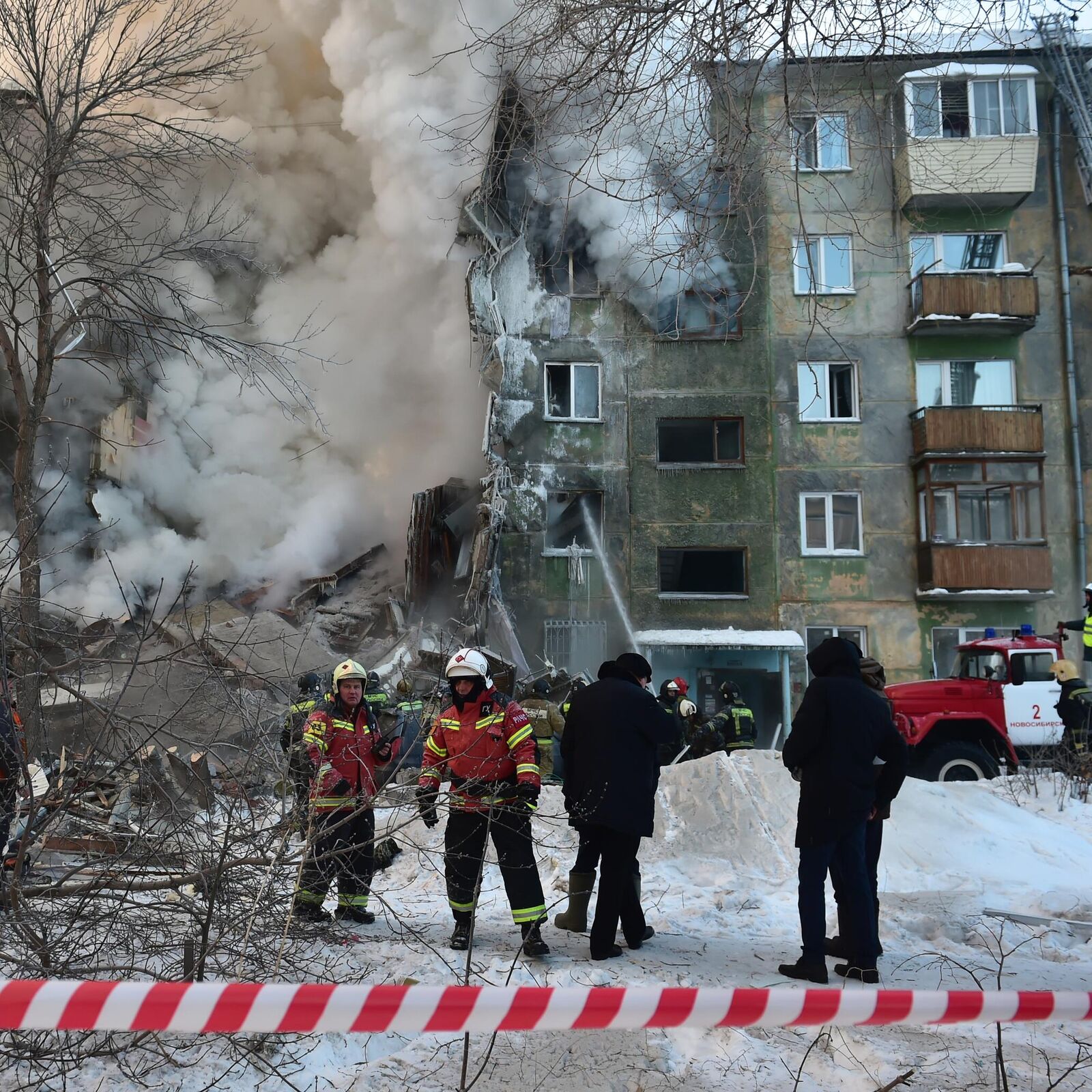 СК сообщил об обрушении двух подъездов жилого дома в Новосибирске - РИА  Новости, 09.02.2023