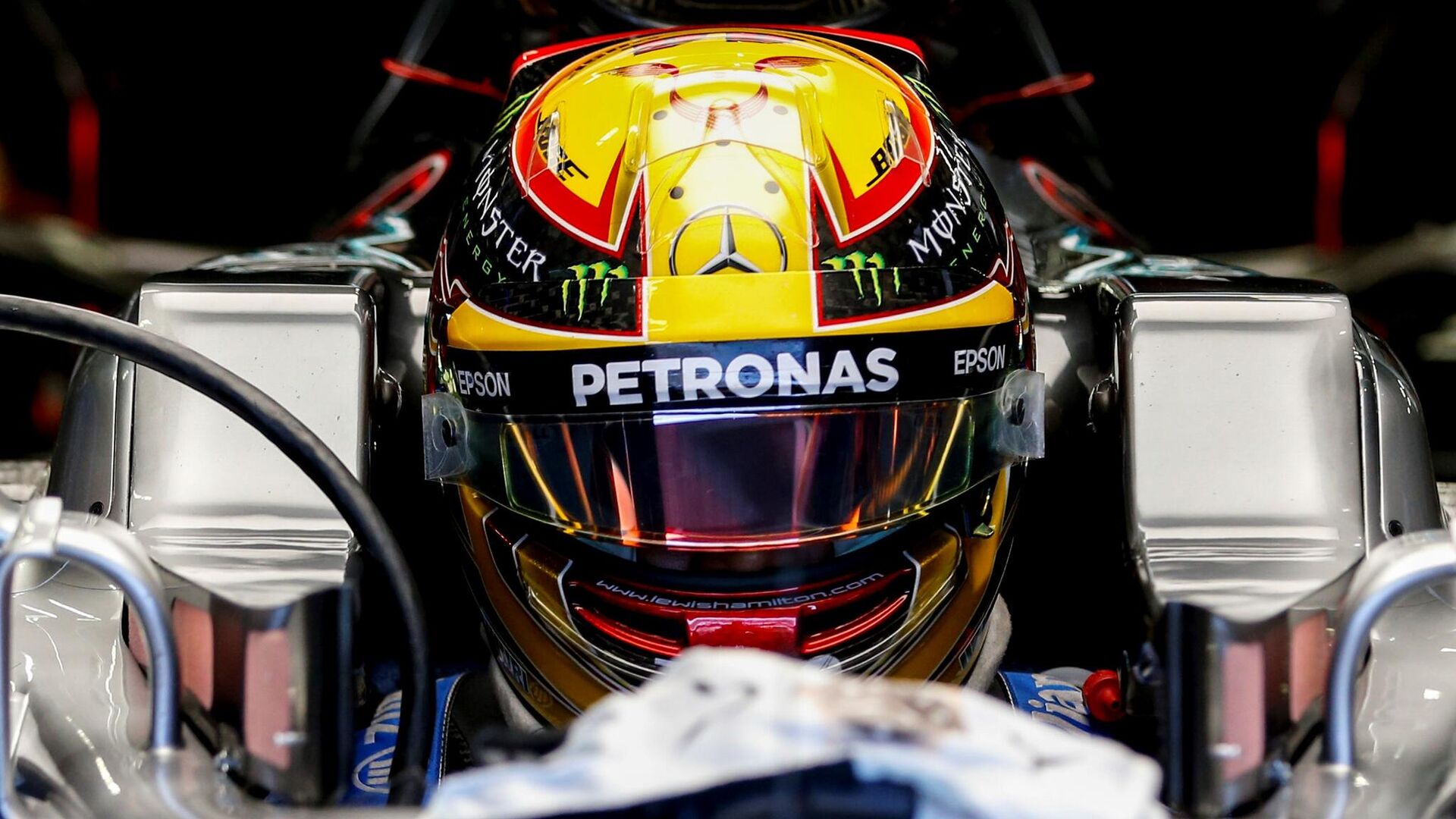 Льюис Хэмилтон. Архивное фото - РИА Новости, 1920, 16.12.2025