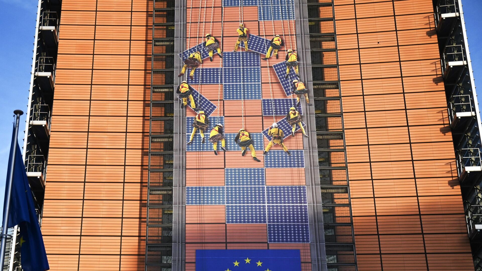 Здание штаб-квартиры Европейского парламента в Брюсселе - РИА Новости, 1920, 24.06.2024
