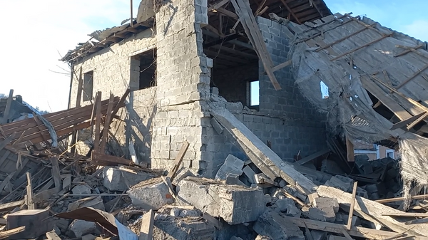 Частный сектор Донецка после обстрела ВСУ