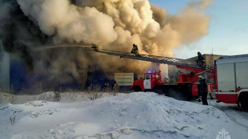 Пожар в двухэтажном административном здании в городе Кургане по улице Омская - РИА Новости, 1920, 16.02.2023