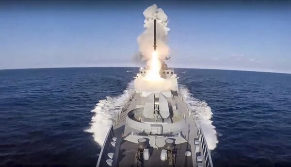 Кадр видео запуска ракеты по украинским объектам военного управления, связи и энергетики Кадр видео запуска ракеты по украинским объектам военного управления, связи и энергетики