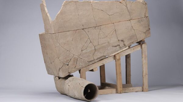 Туалет со смывом возрастом 2400 лет, обнаруженный китайскими археологами