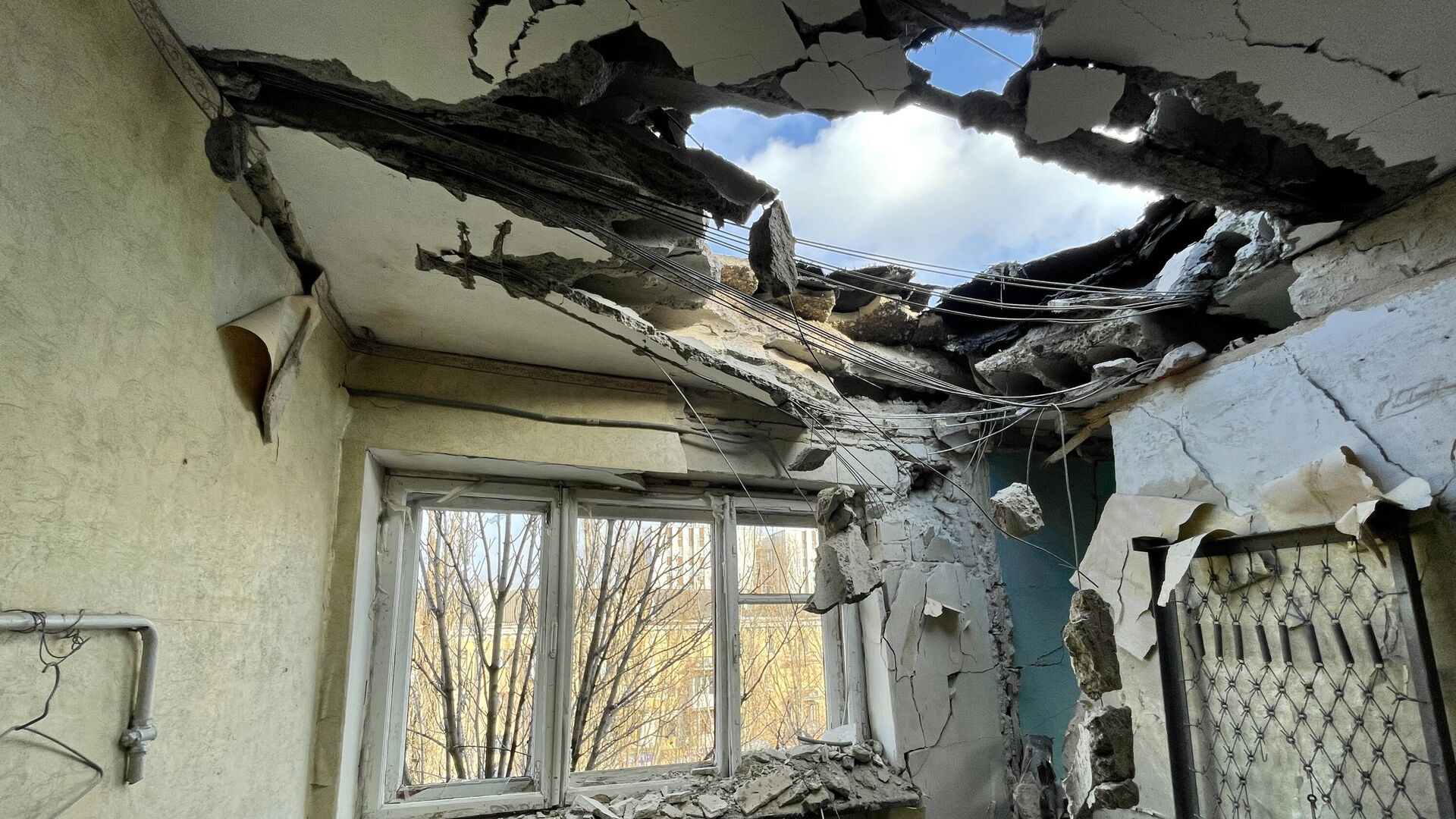 Общежитие Донецкого национального университета, поврежденное в результате обстрела со стороны ВСУ - РИА Новости, 1920, 21.02.2023
