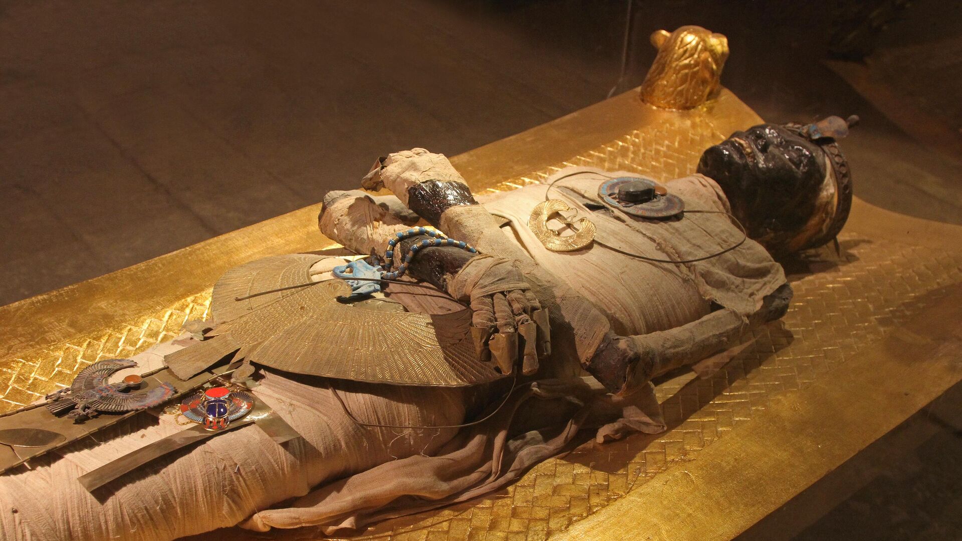 Модель мумии, представленная для туристов в деревне неподалеку от Каира  - РИА Новости, 1920, 21.02.2023