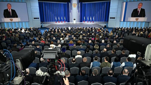 Ο Ρώσος πρόεδρος Βλαντιμίρ Πούτιν εκφωνεί την ετήσια ομιλία του στην Ομοσπονδιακή Συνέλευση