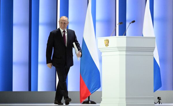 Президент РФ Владимир Путин перед началом ежегодного послания Федеральному собранию