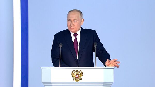 Путин: Запад хотел заставить страдать россиян при помощи санкций