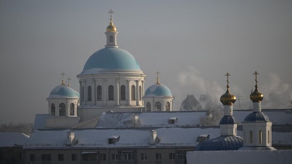 Вид на купола собора Казанской иконы Божией Матери, Казань