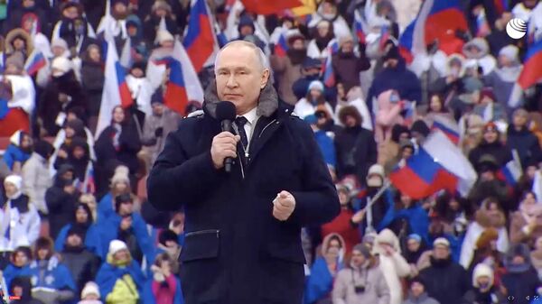 Президент РФ Владимир Путин выступает на митинге-концерте Слава защитникам Отечества!