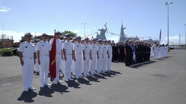 Церемония открытия трехстороннего российско-китайско-южноафриканского военно-морского учения в порту Ричардс-Бей ЮАР. Кадр видео