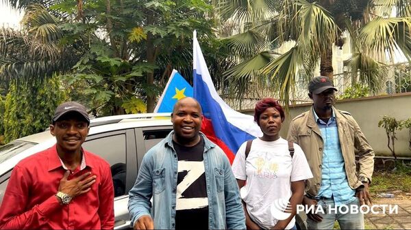 Автопробег в поддержку России, организованный активистами, прошел в столице Демократической Республики Конго